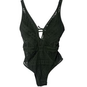 BECCA COLOR PLAY PLUNGE ONE PIECE CROCHET BOHO SWIMSUIT SAGE GREEN LARGE NEW